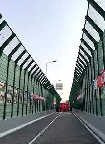 上海北翟路高架声屏障高防腐喷漆加工
